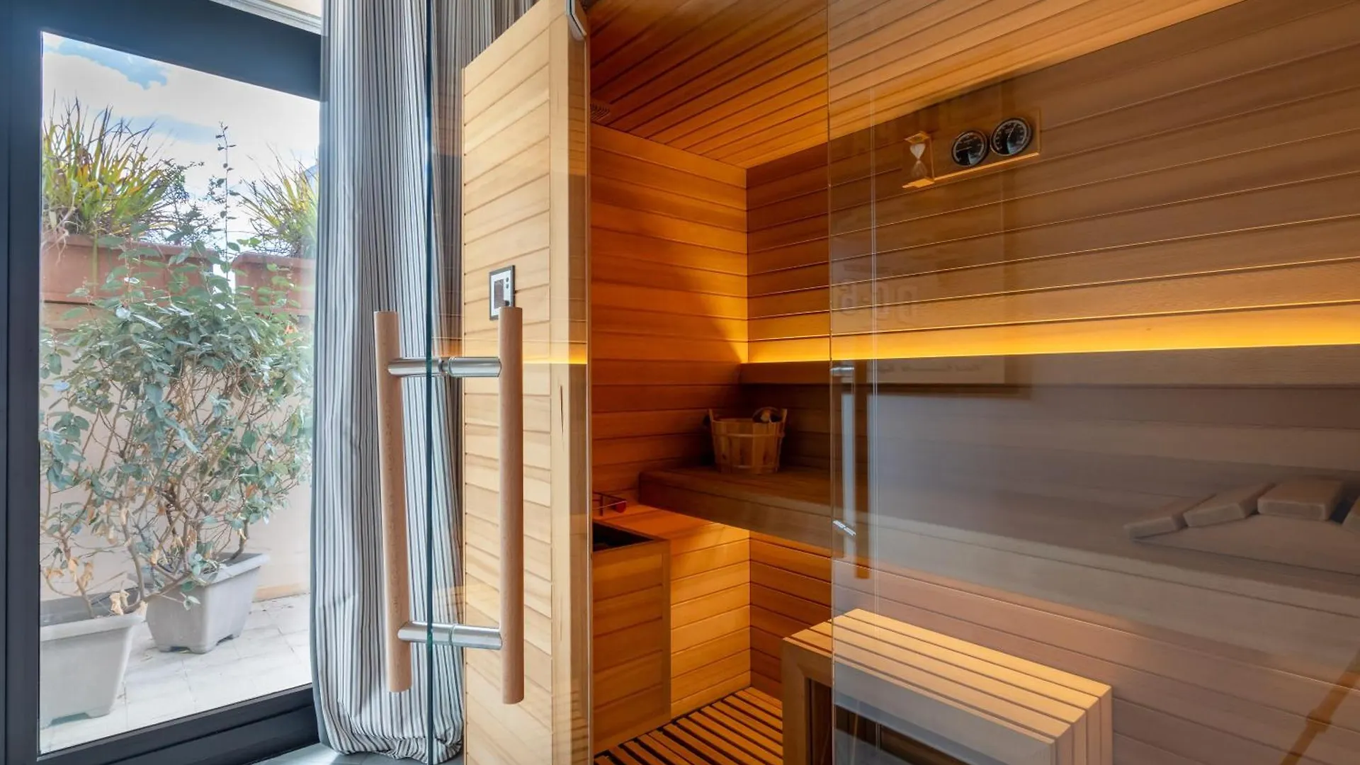 ** Pensionat Snob Luxury Suite Cagliari Italien