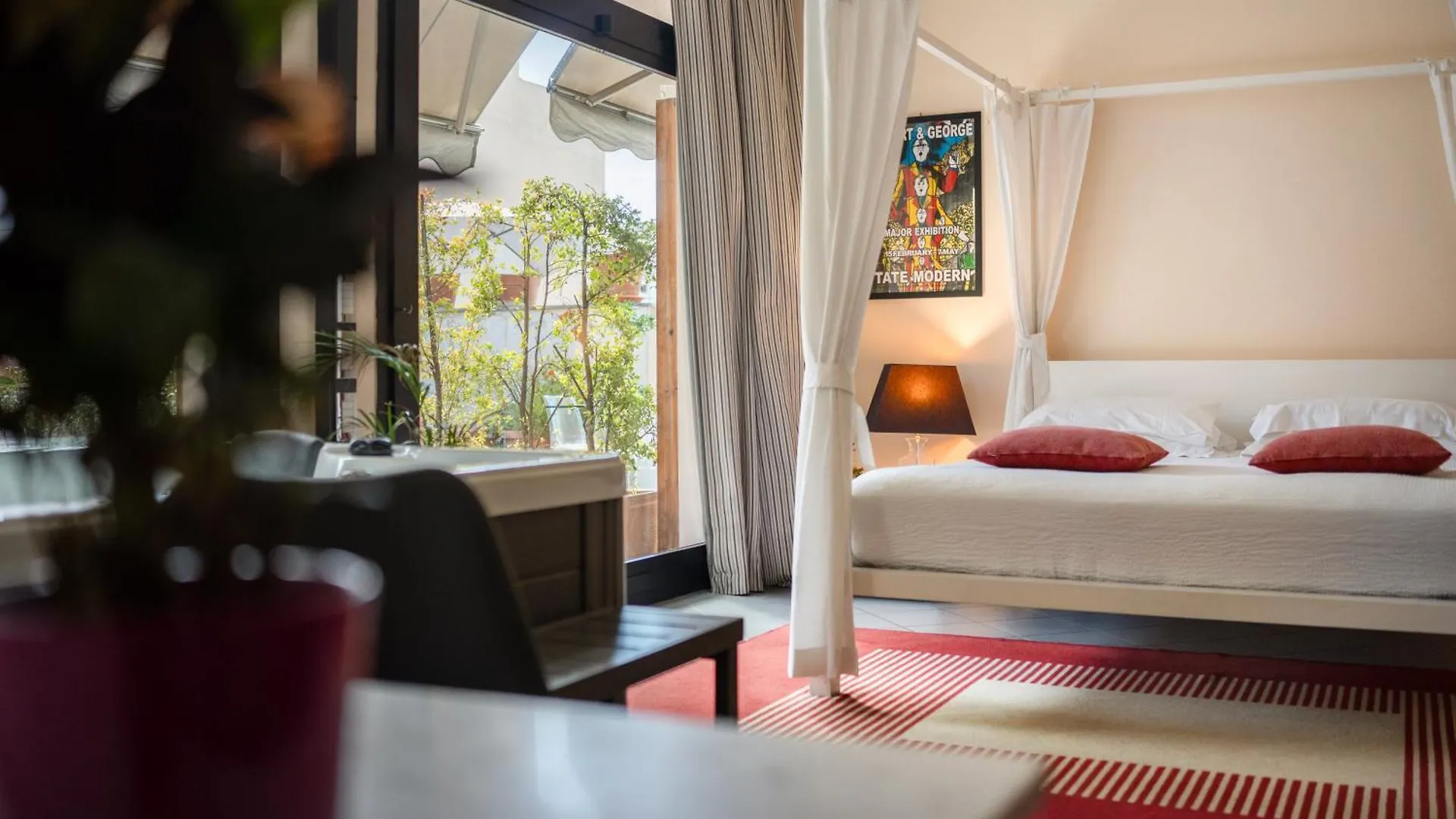 Snob Luxury Suite Cagliari 2*,  Italie
